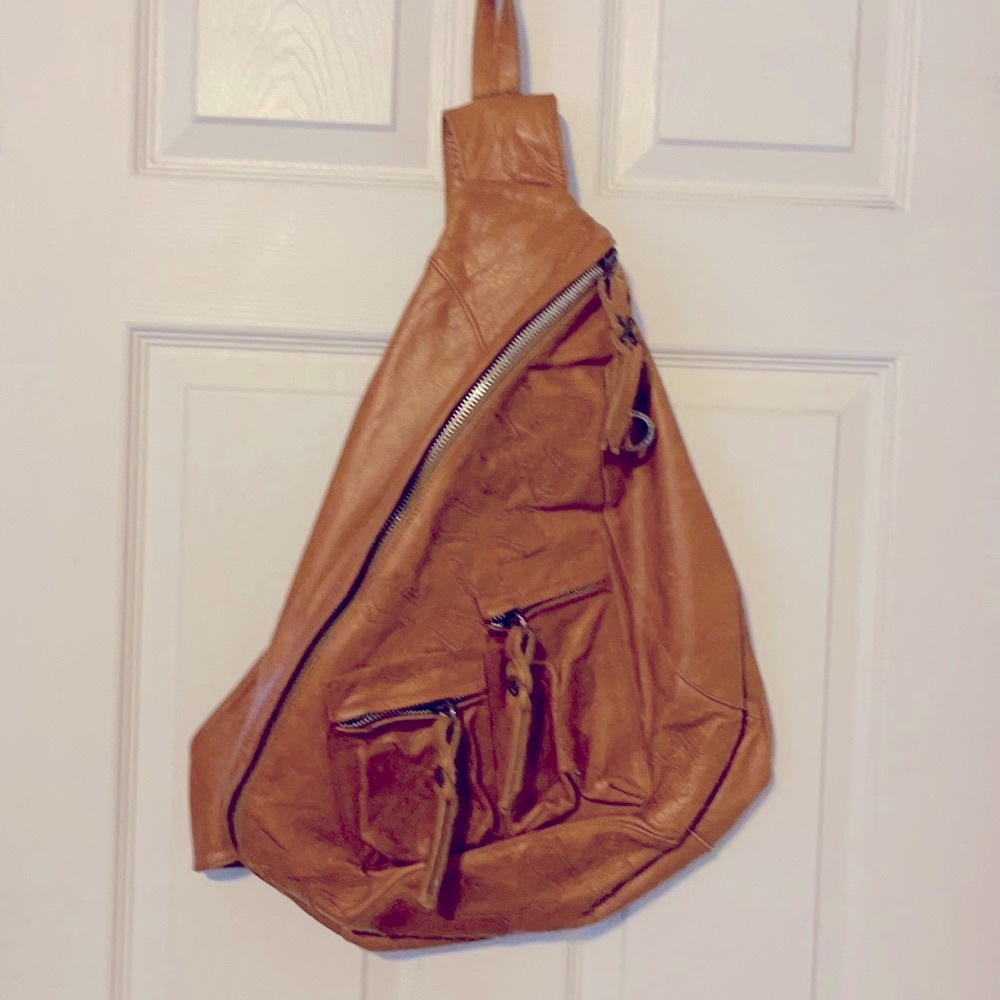 Soffer ari leather backpack - New